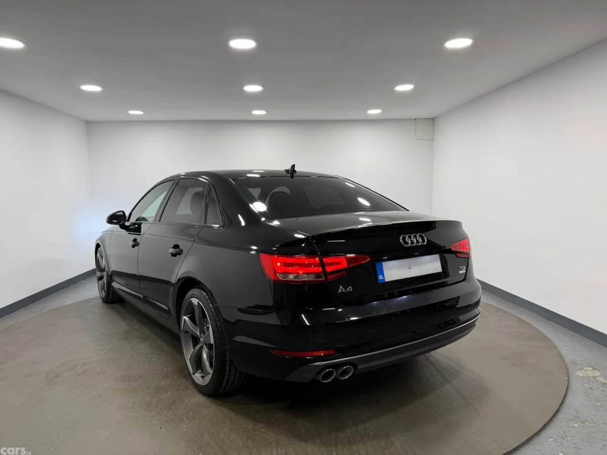 Audi A4 Saloon, Diesel, 2017, Black
