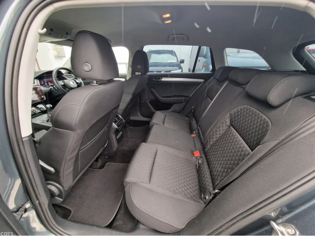 Skoda Superb Estate, Diesel, 2022, Grey
