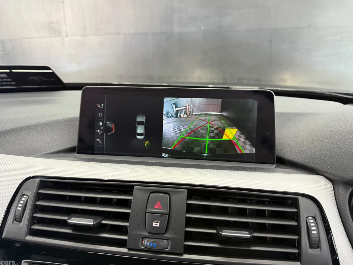 BMW 3-Series Saloon, Petrol Plug-in Hybrid, 2017, Black
