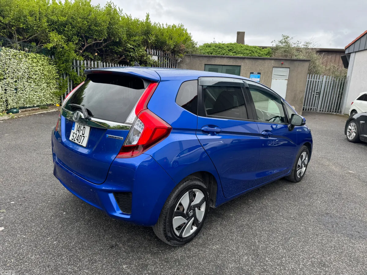 Honda Fit Hatchback, Petrol Hybrid, 2014, Blue