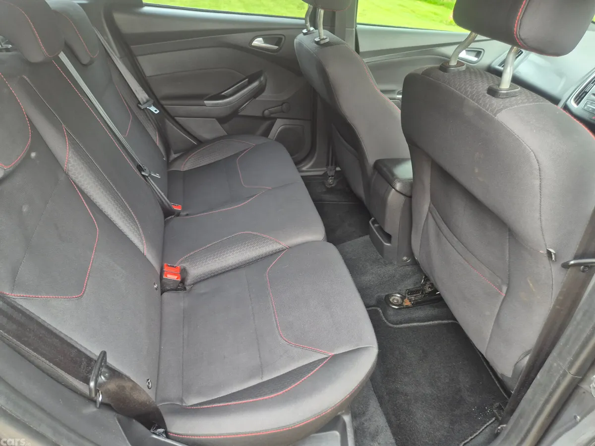 Ford Focus Hatchback, Diesel, 2018, Grey