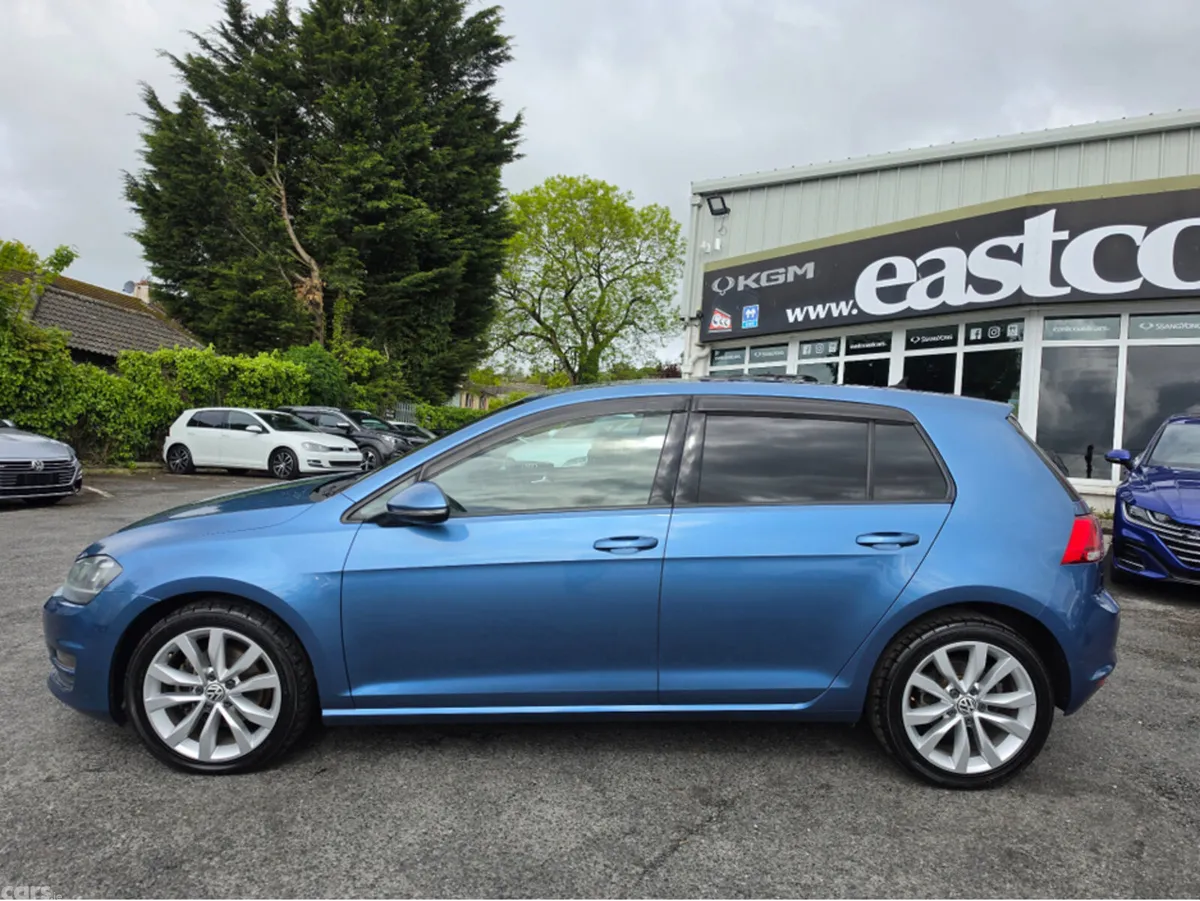 Volkswagen Golf Hatchback, Petrol, 2014, Blue