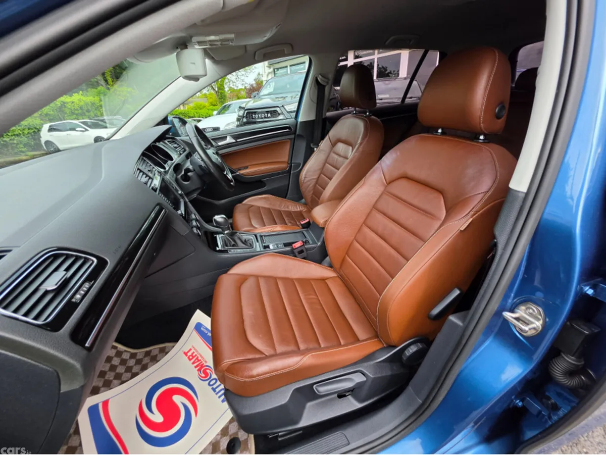 Volkswagen Golf Hatchback, Petrol, 2014, Blue