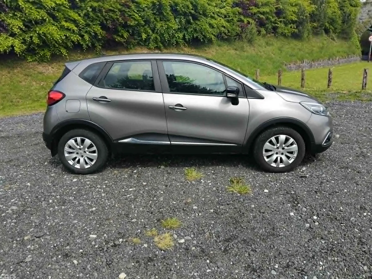 Renault Captur Hatchback, Diesel, 2016, Grey