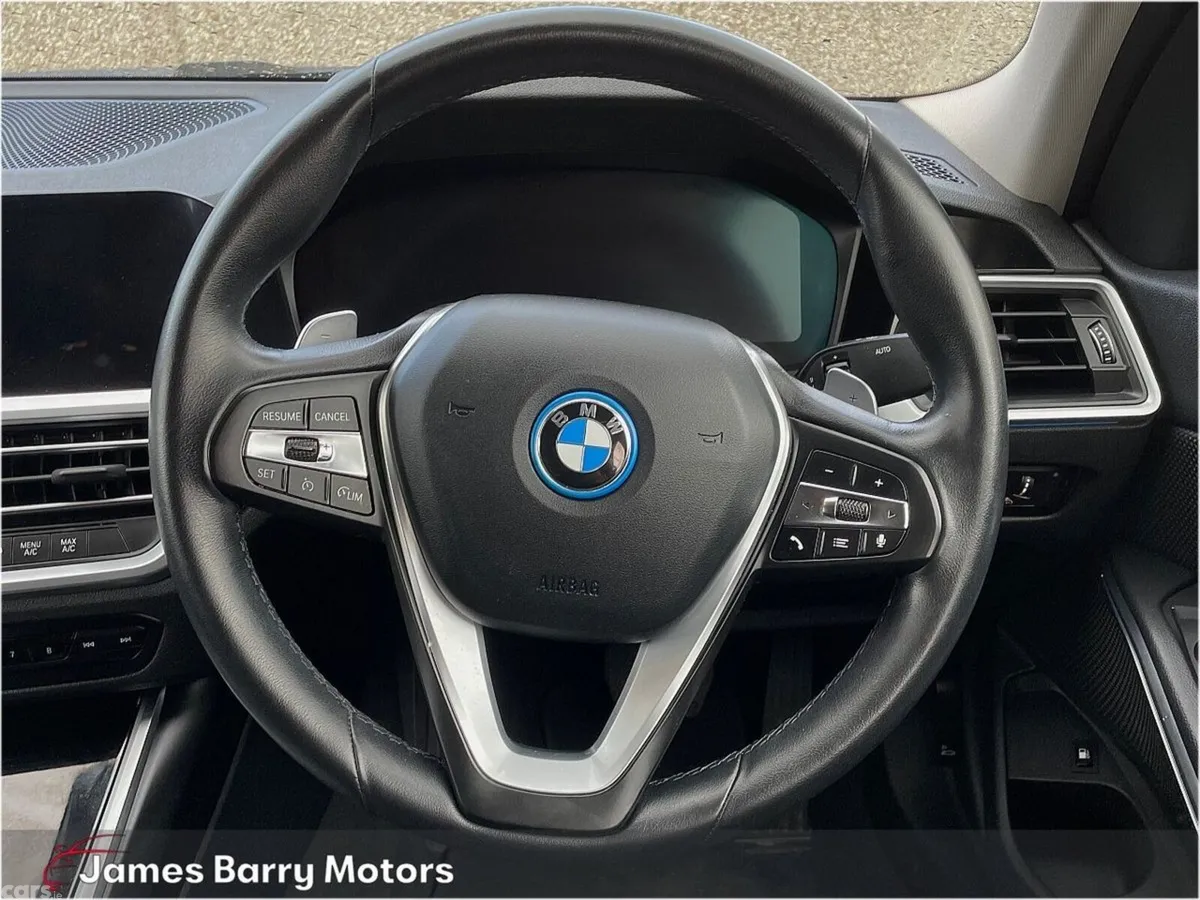 BMW 3-Series Saloon, Petrol Plug-in Hybrid, 2022, Black