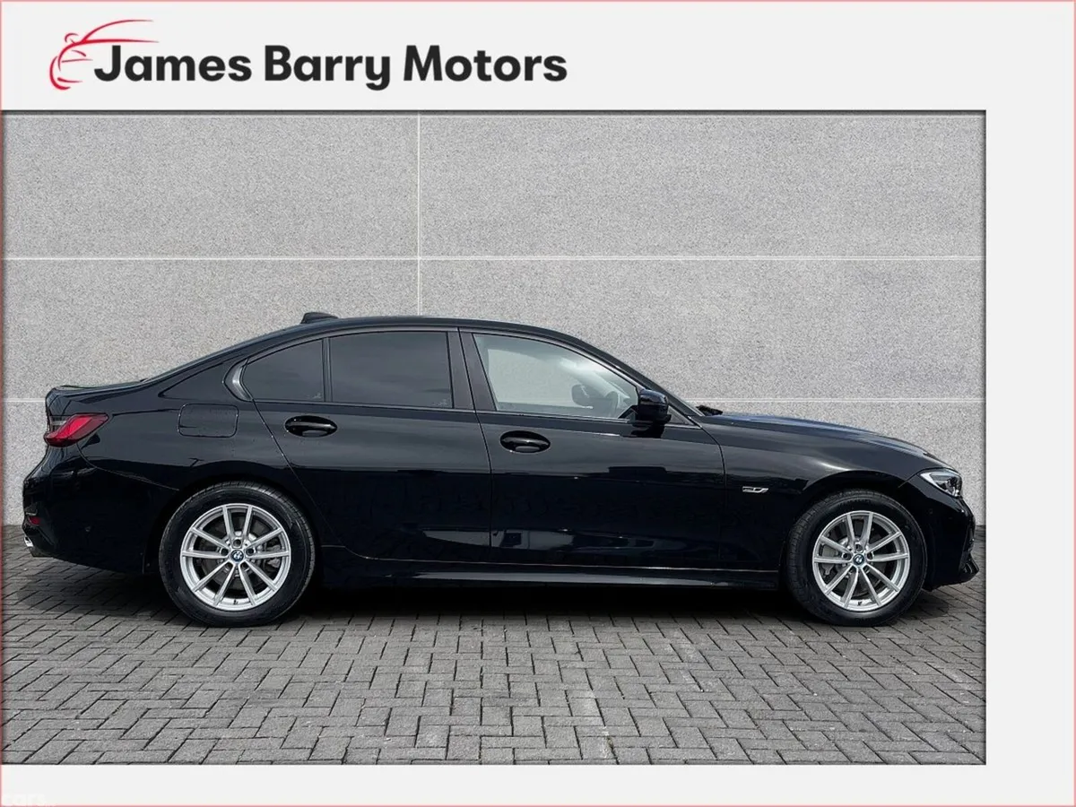 BMW 3-Series Saloon, Petrol Plug-in Hybrid, 2022, Black