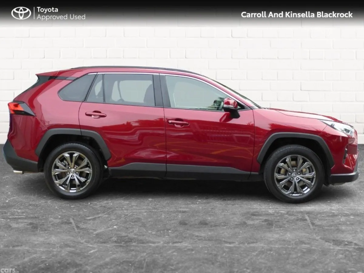 Toyota RAV4 SUV, Petrol Hybrid, 2023, Red