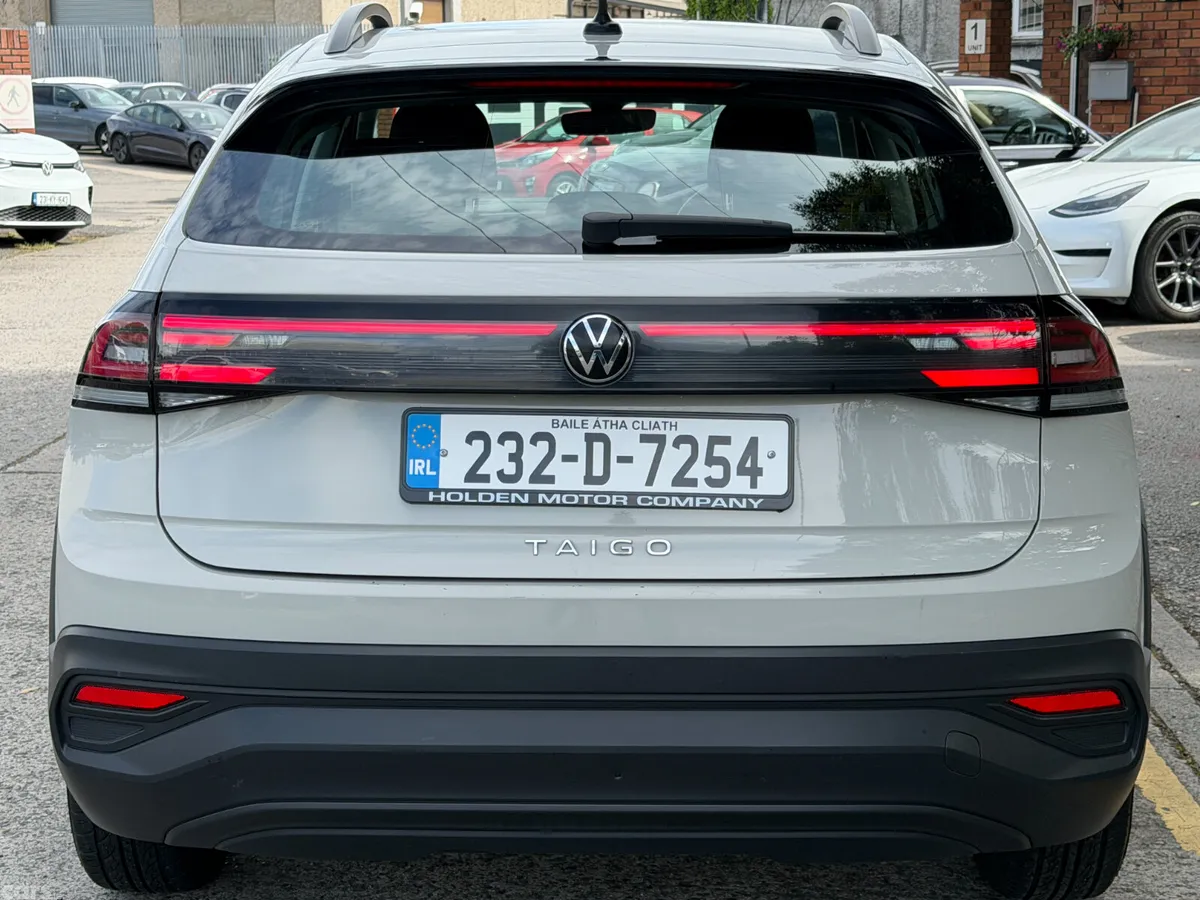 Volkswagen Taigo Hatchback, Petrol, 2023, Grey