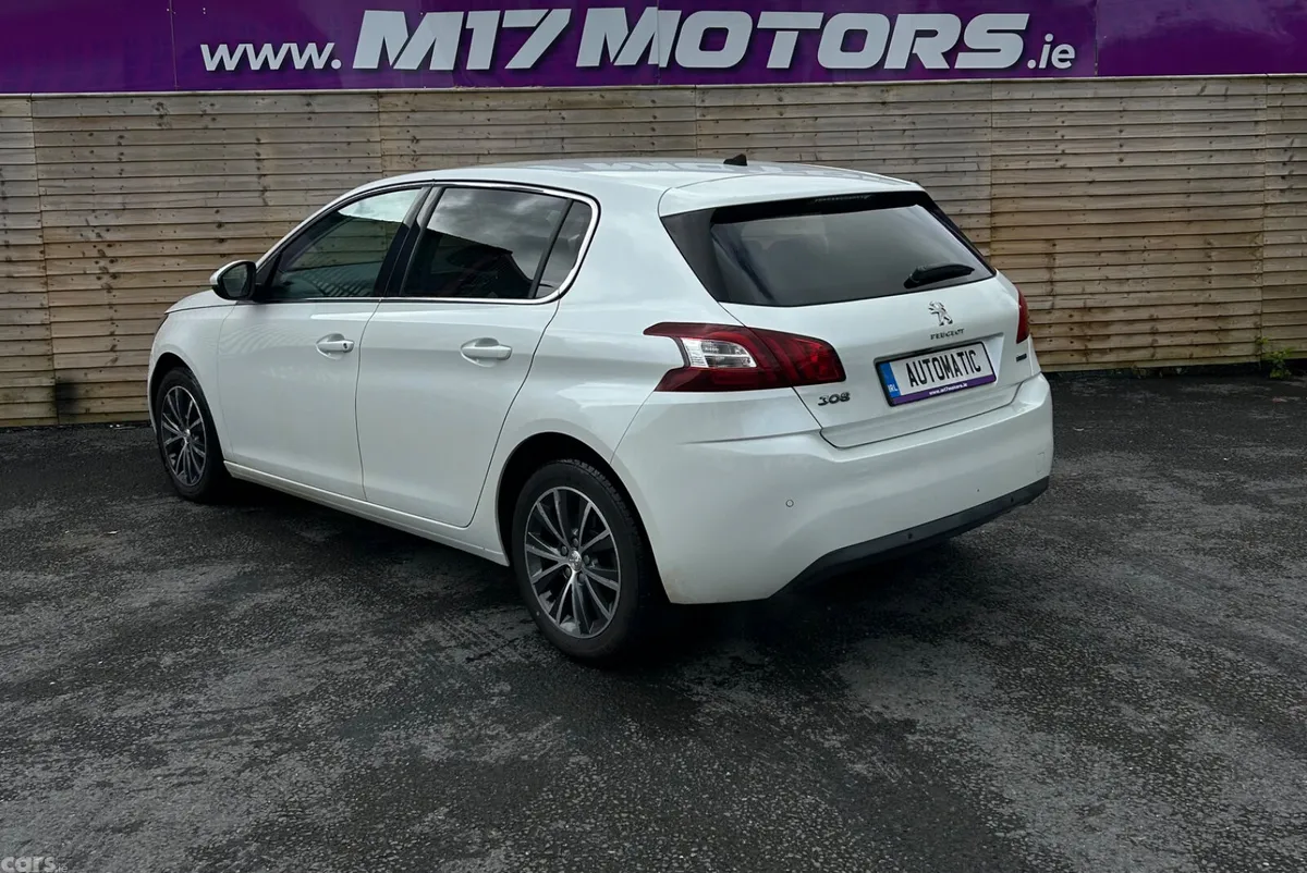 Peugeot 308 Hatchback, Diesel, 2017, White