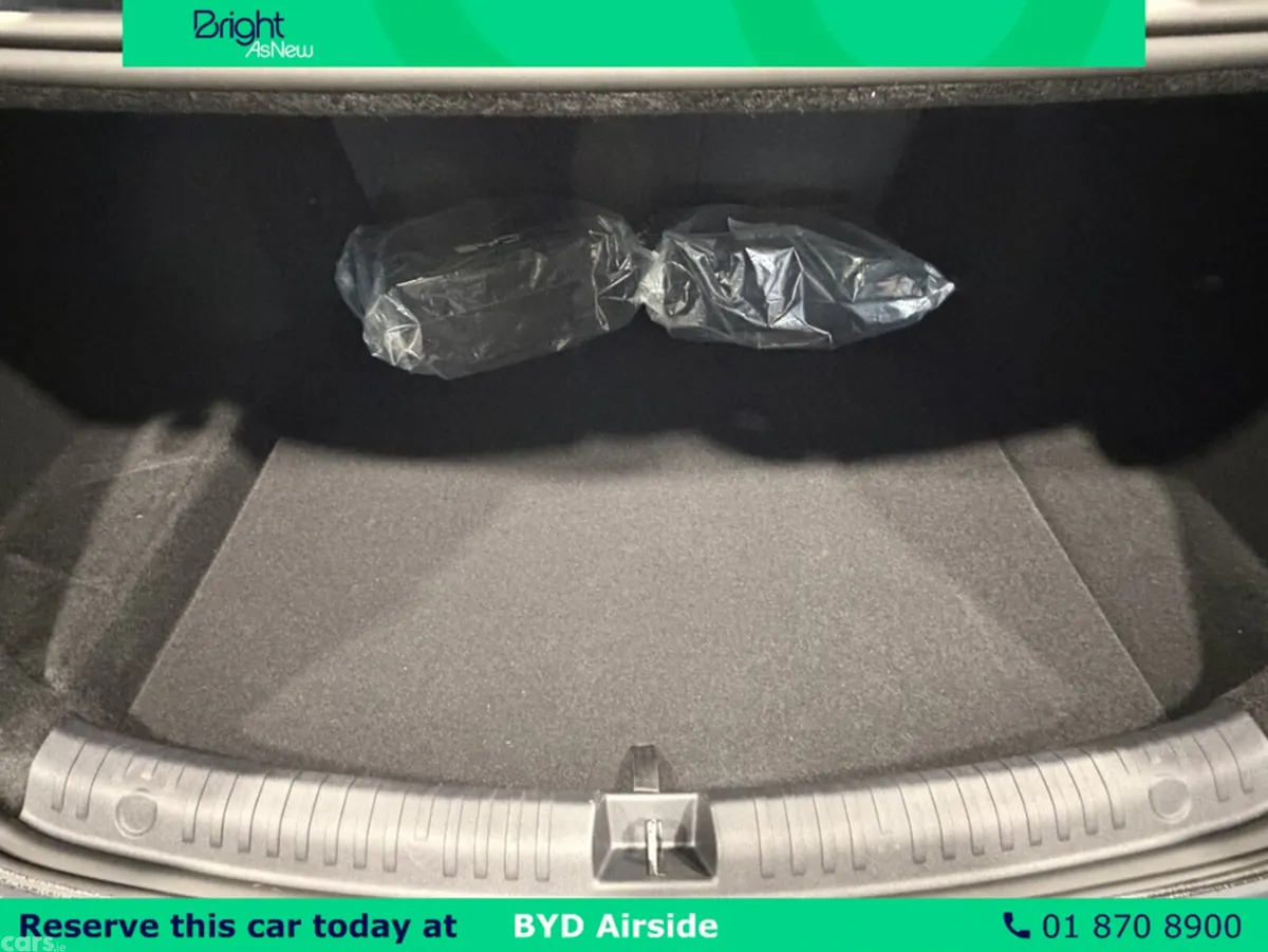 BYD SEAL Saloon, Petrol Plug-in Hybrid, 2026, Grey