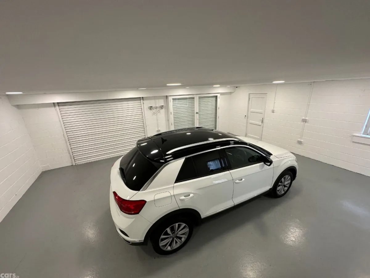 Volkswagen T-Roc SUV, Diesel, 2020, White