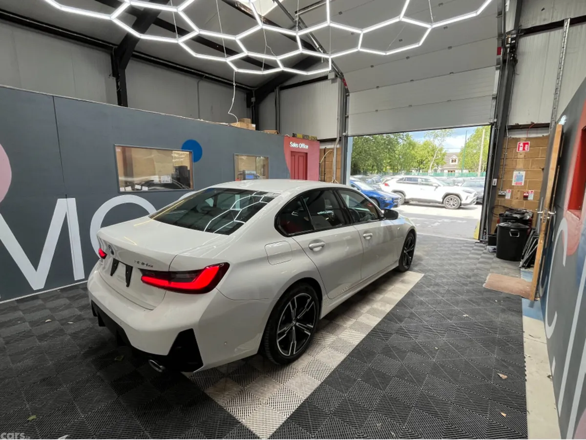 BMW 3-Series Saloon, Petrol Plug-in Hybrid, 2025, White