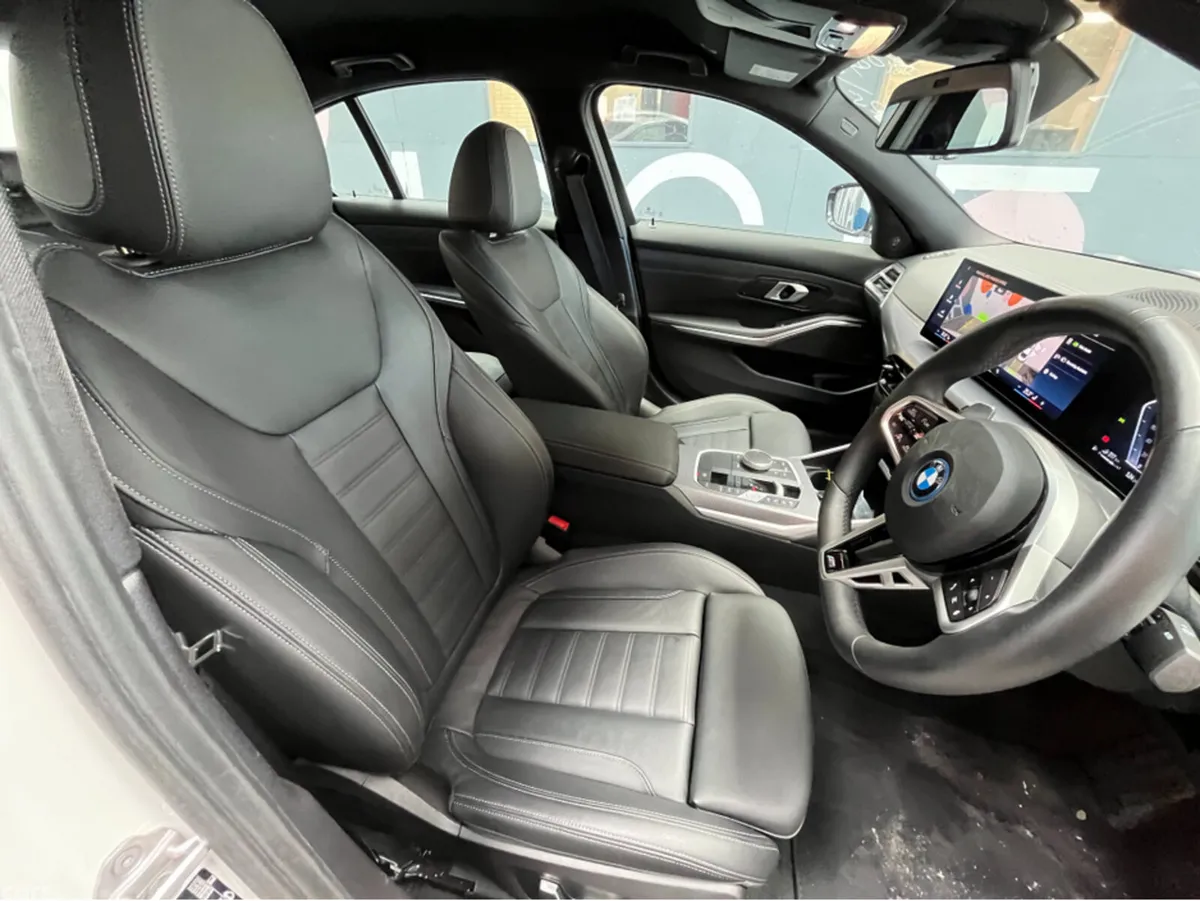BMW 3-Series Saloon, Petrol Plug-in Hybrid, 2025, White