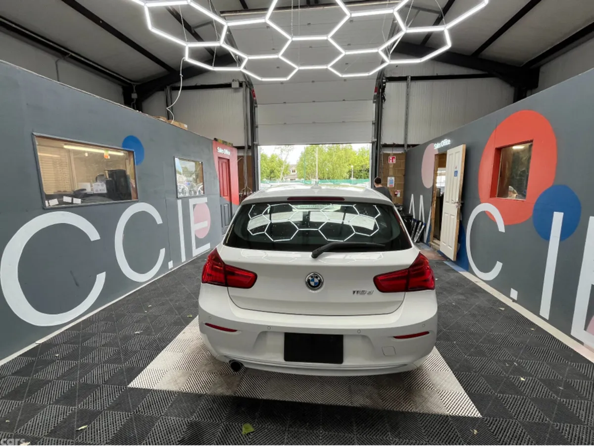 BMW 1-Series Hatchback, Diesel, 2016, White