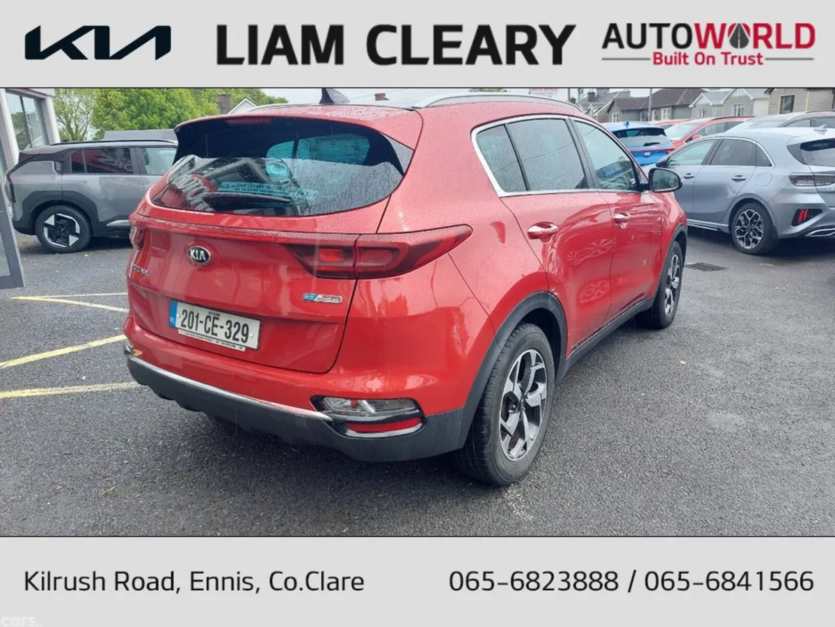 Kia Sportage MPV, Diesel Hybrid, 2020, Red