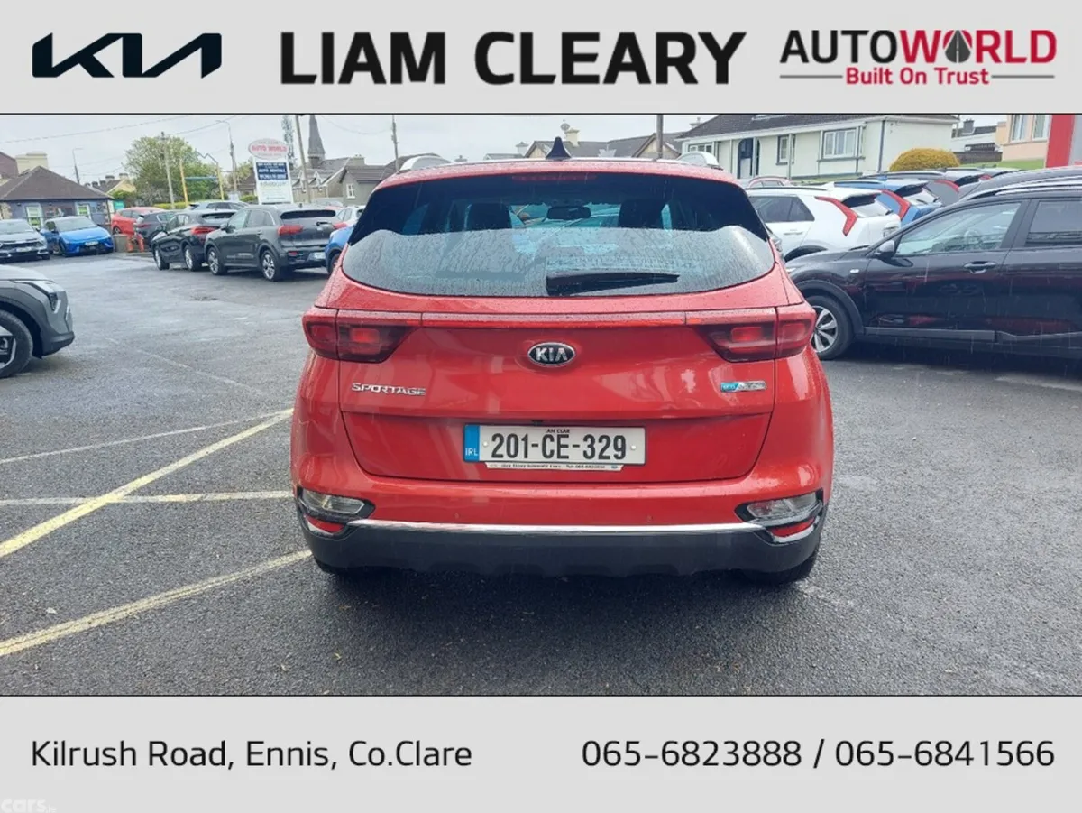 Kia Sportage MPV, Diesel Hybrid, 2020, Red