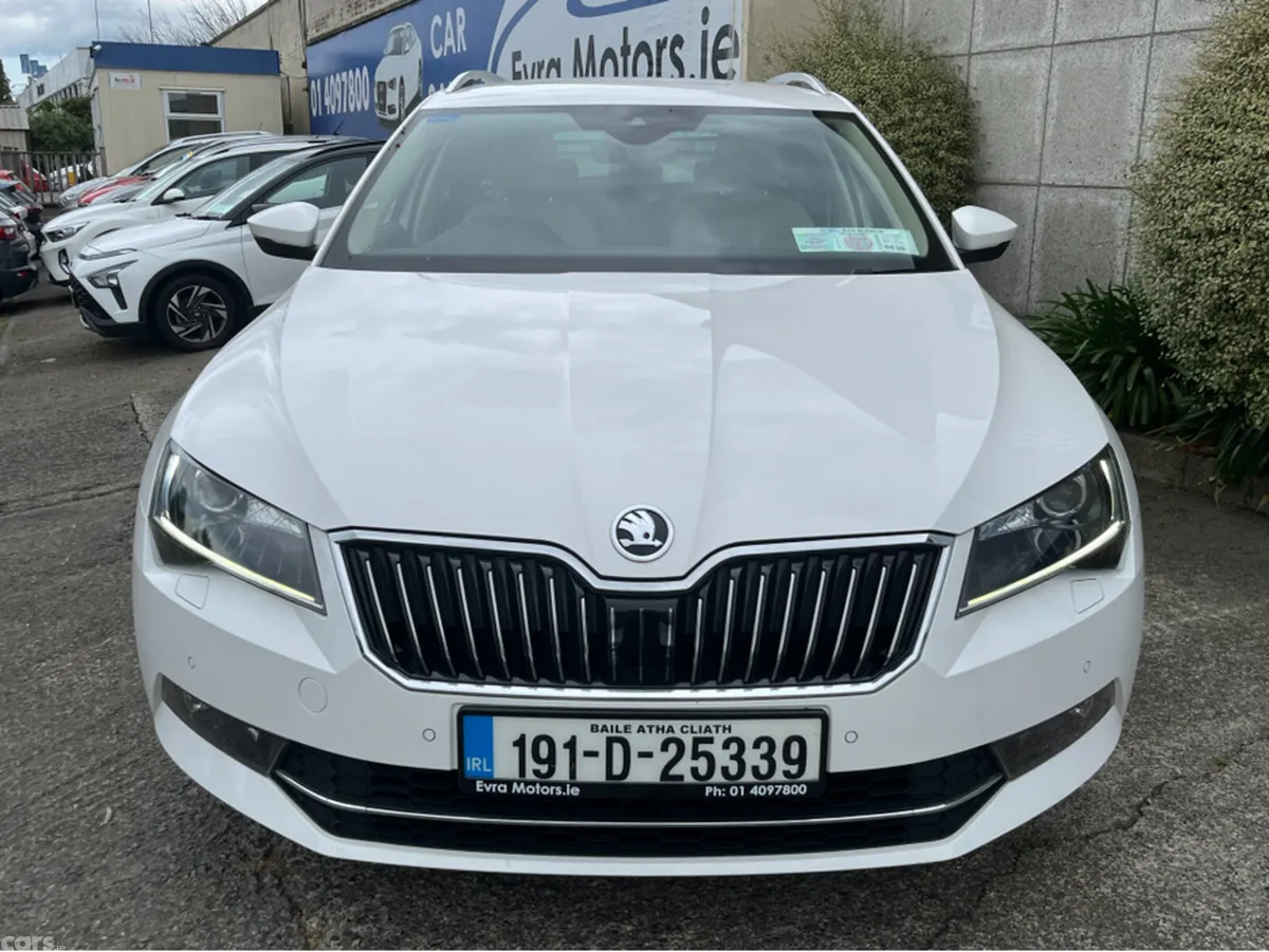 Skoda Superb Estate, Diesel, 2019, White