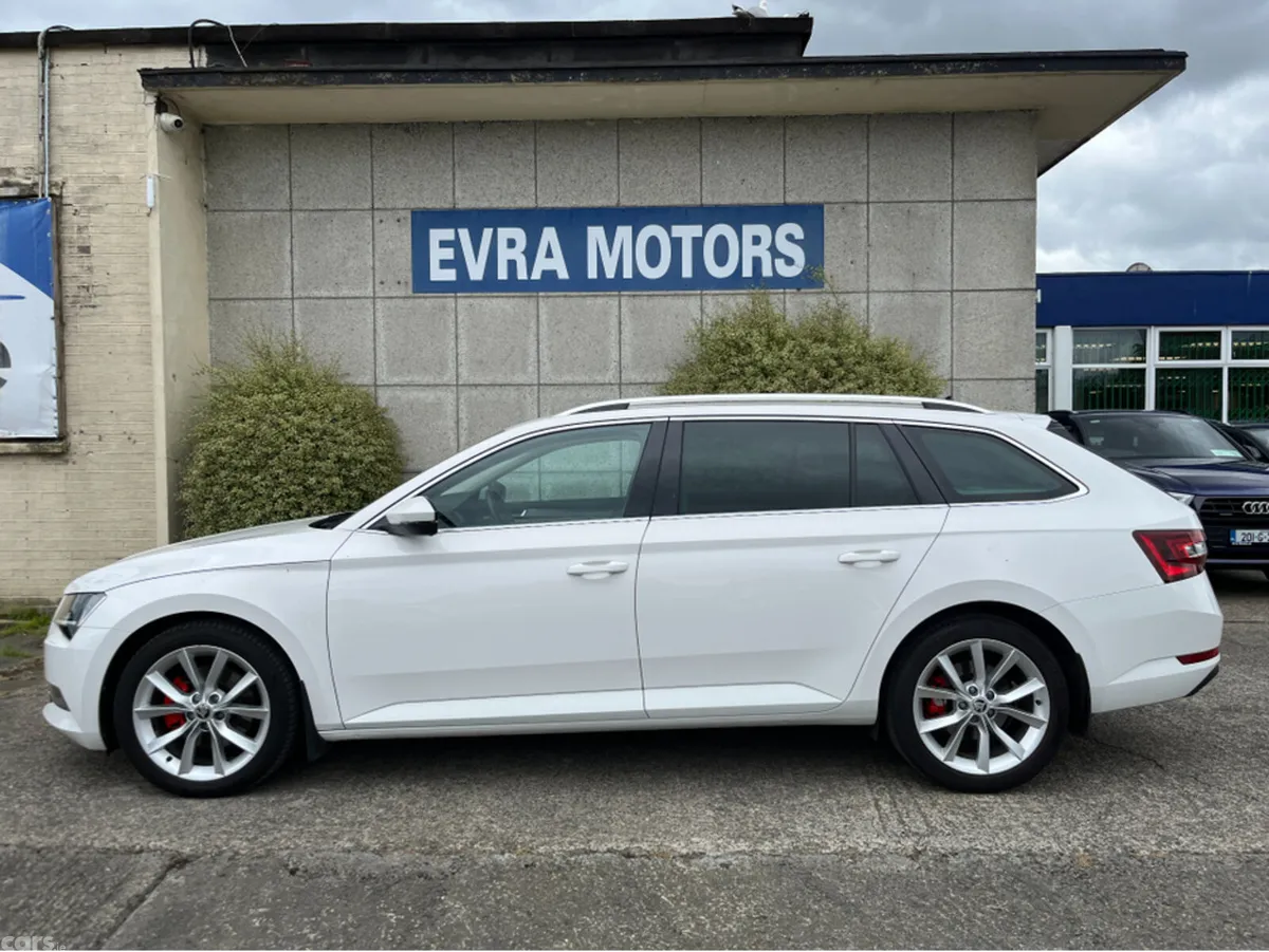 Skoda Superb Estate, Diesel, 2019, White