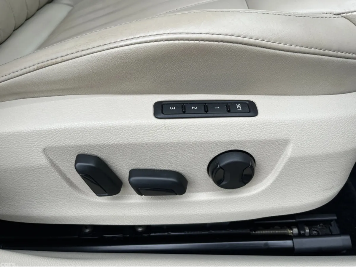 Skoda Superb Estate, Diesel, 2019, White