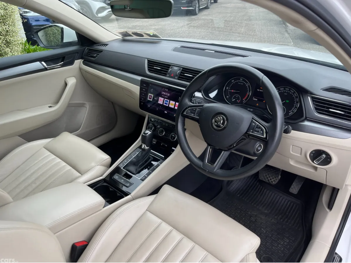 Skoda Superb Estate, Diesel, 2019, White