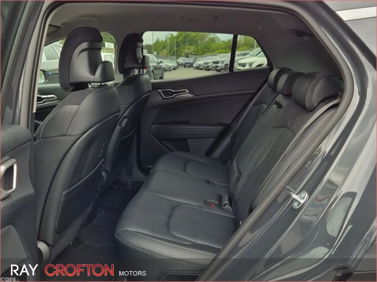 Kia Sportage SUV, Petrol Plug-in Hybrid, 2025, Grey