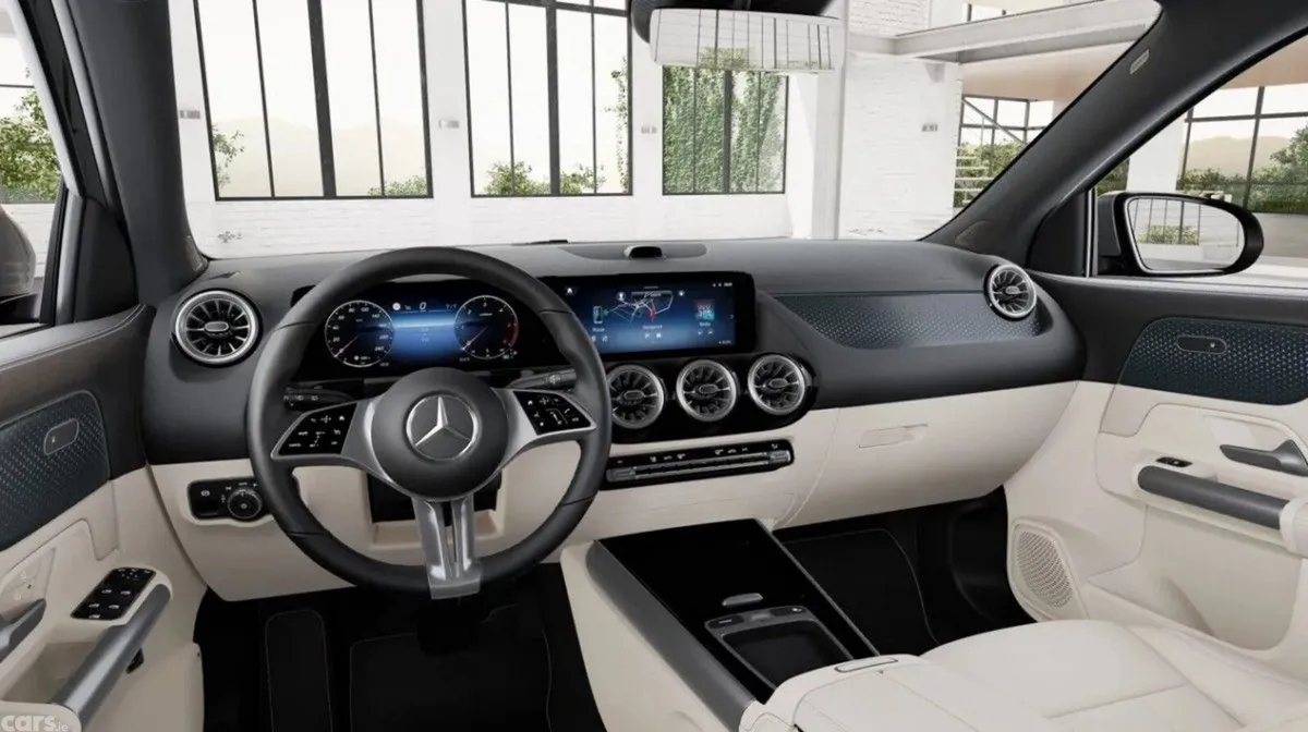 Mercedes-Benz GLA SUV, Diesel, 2026, Grey