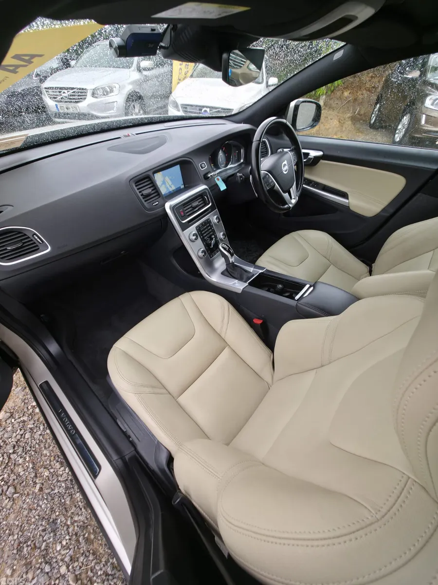Volvo V60 Estate, Diesel, 2017, Beige