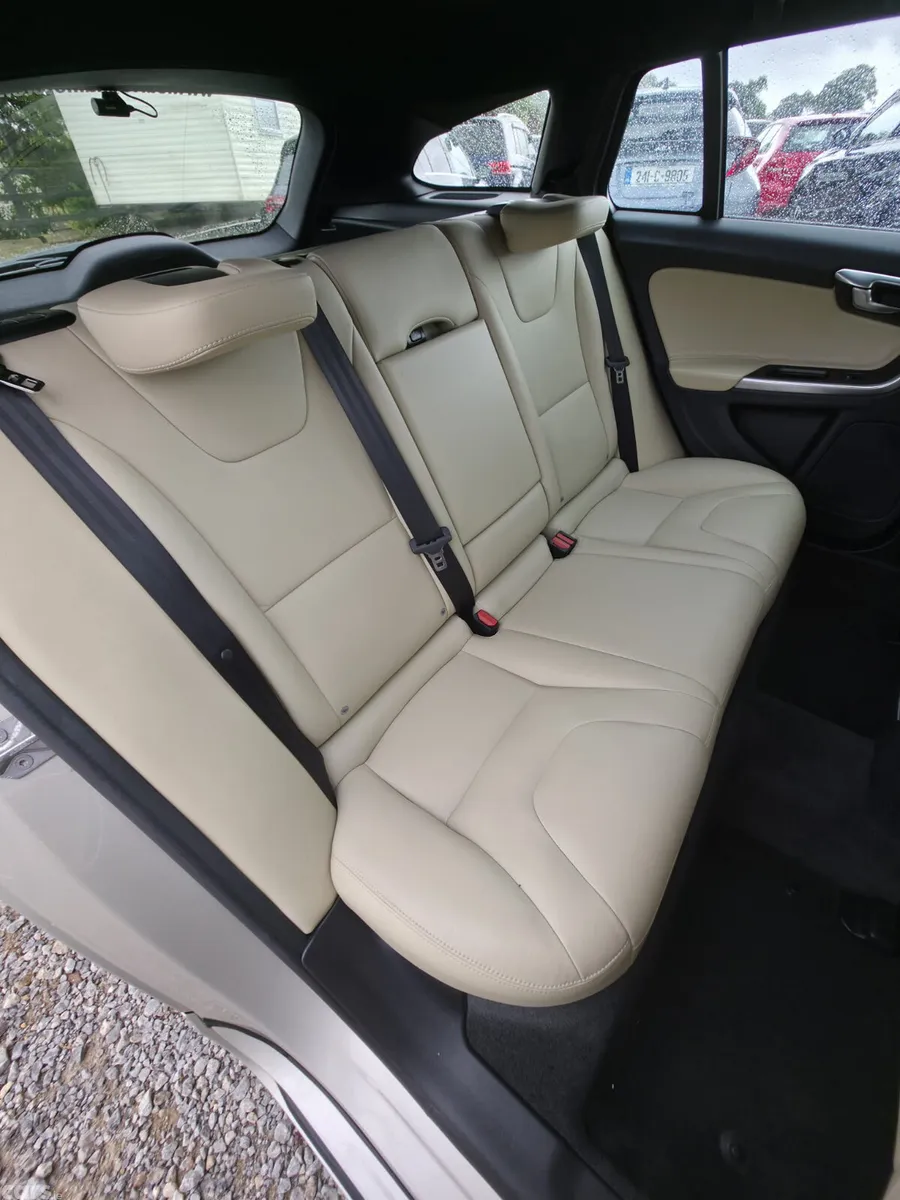 Volvo V60 Estate, Diesel, 2017, Beige