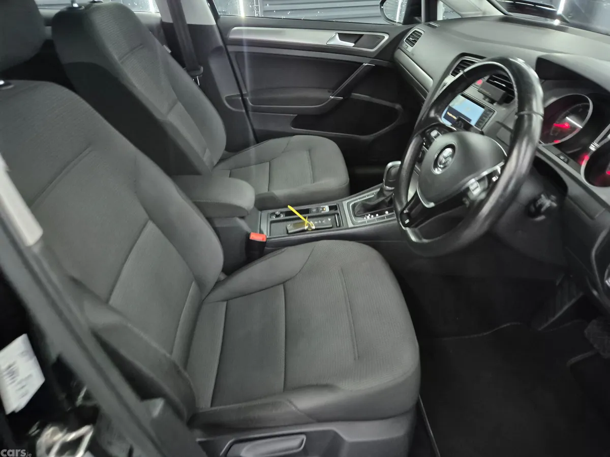 Volkswagen Golf Hatchback, Petrol, 2017, Black