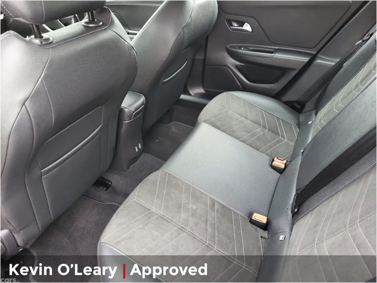 Opel Mokka SUV, Diesel, 2023, Blue