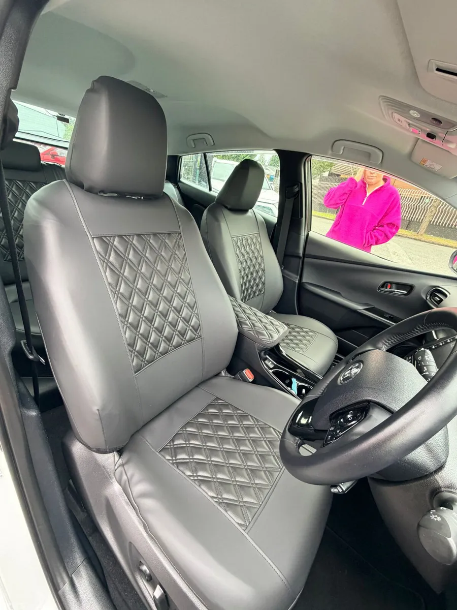 Toyota Prius Hatchback, Petrol Hybrid, 2022, White