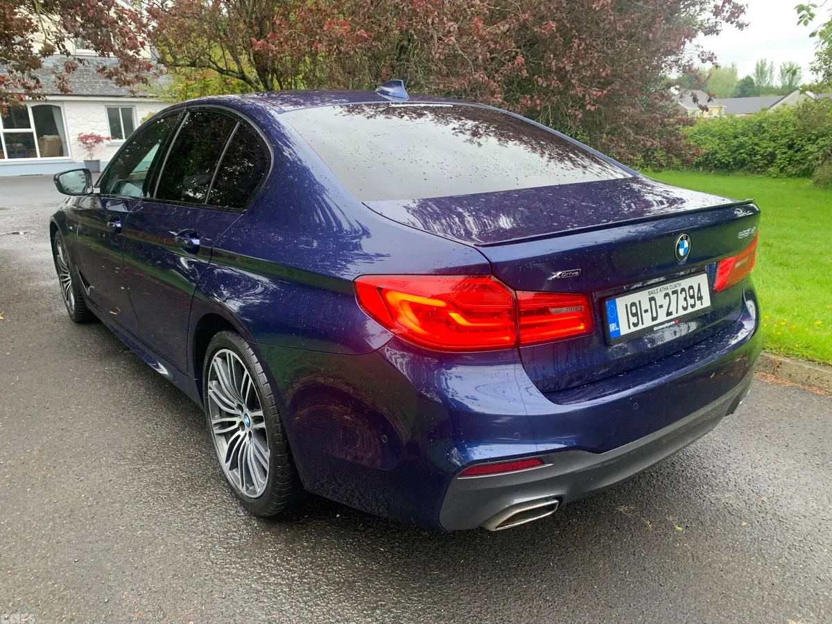 BMW 5-Series Saloon, Diesel, 2019, Blue