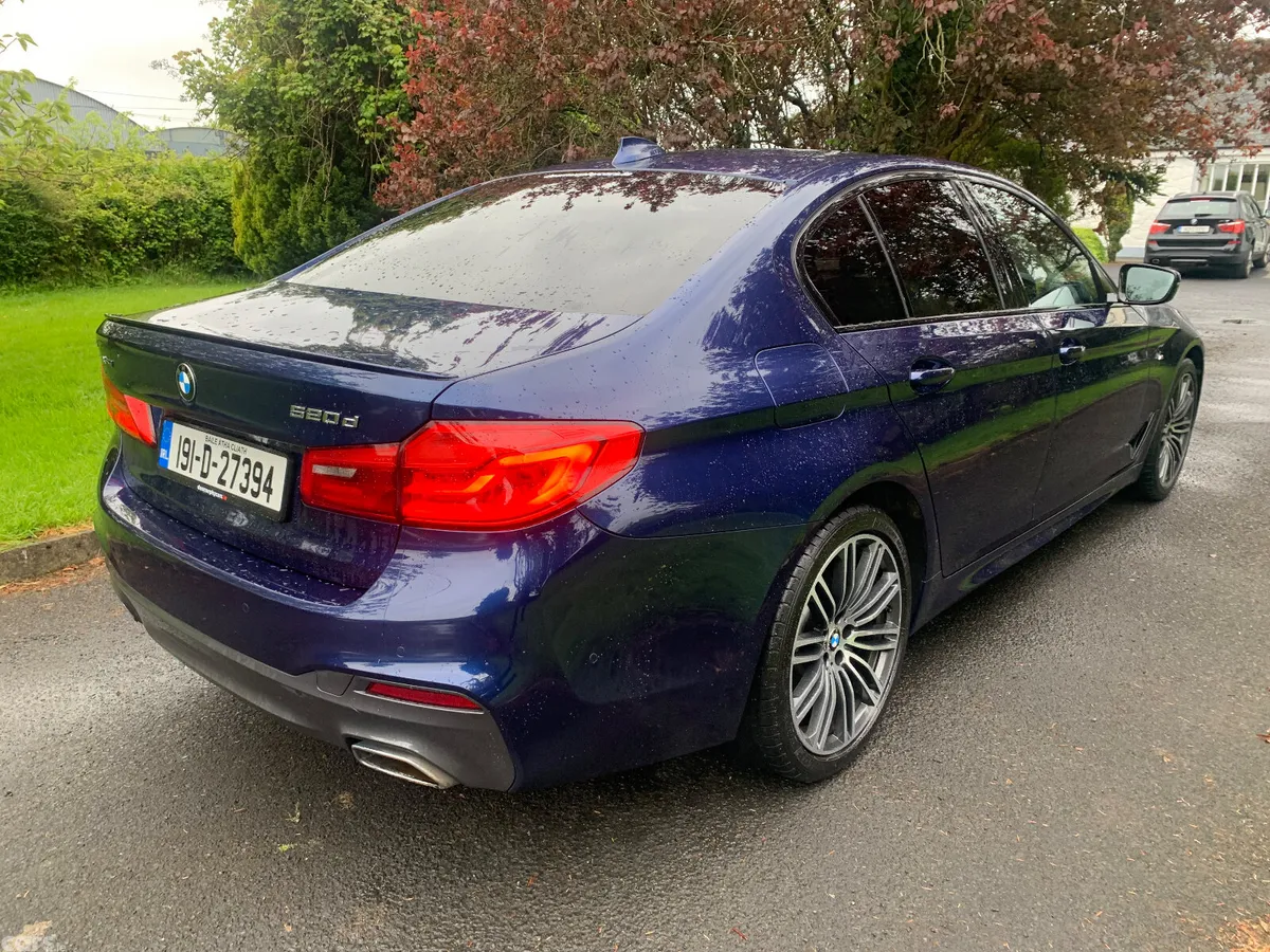 BMW 5-Series Saloon, Diesel, 2019, Blue