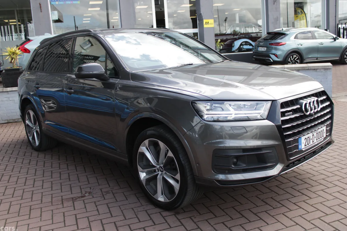 Audi Q7 SUV, Petrol, 2020, Grey