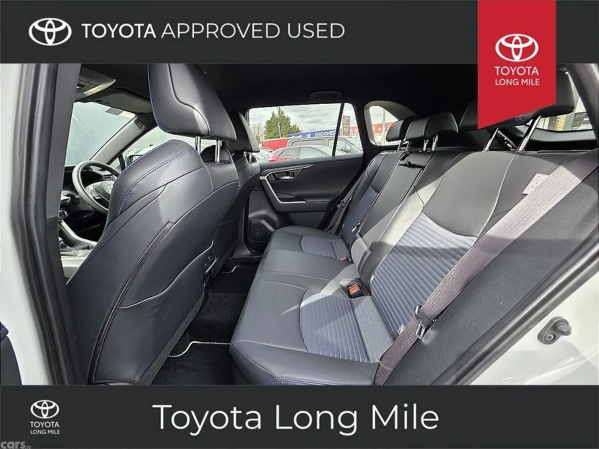 Toyota RAV4 SUV, Petrol Hybrid, 2025, White