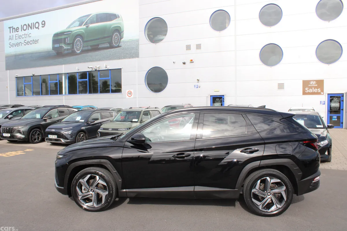 Hyundai Tucson SUV, Petrol Plug-in Hybrid, 2023, Black