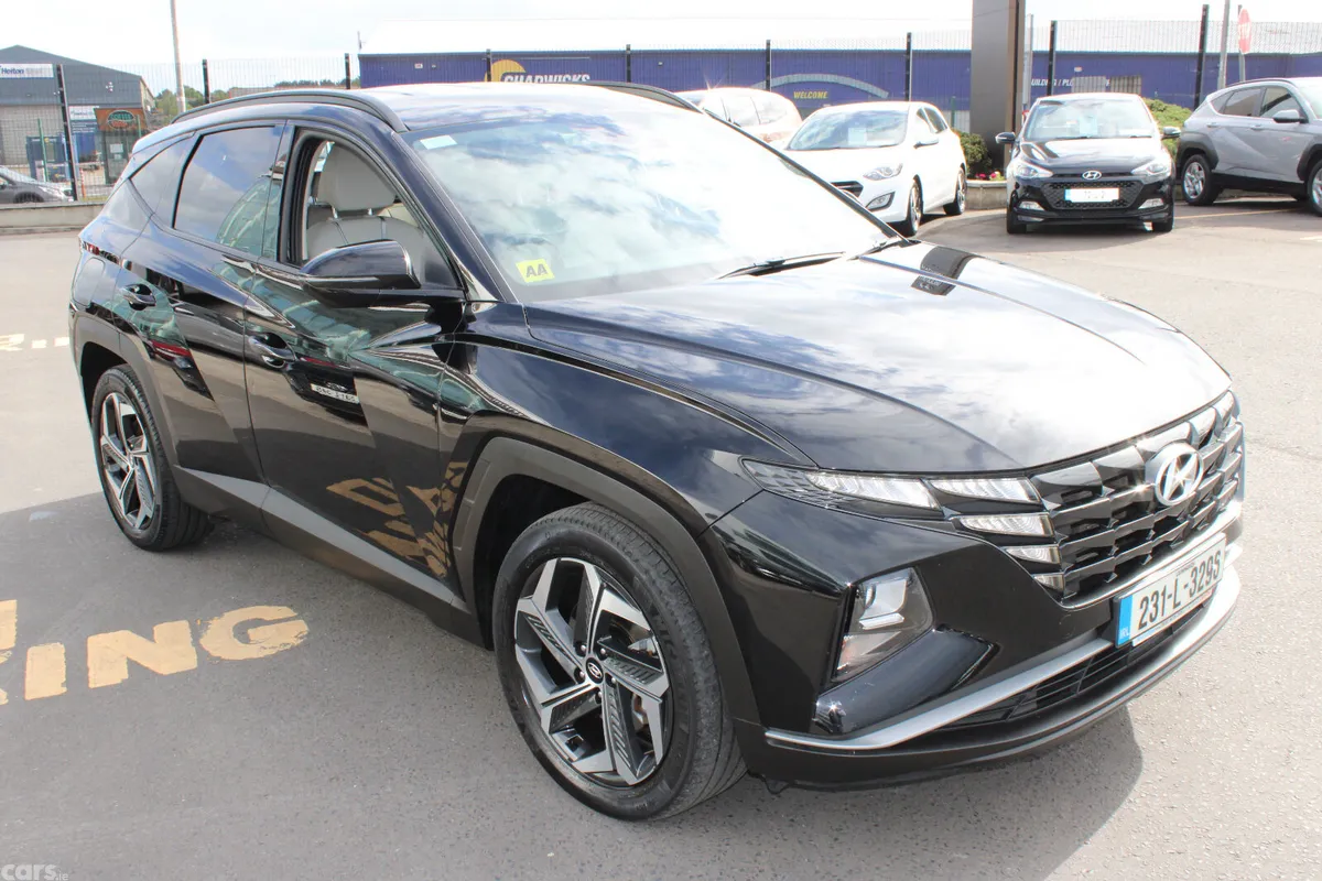 Hyundai Tucson SUV, Petrol Plug-in Hybrid, 2023, Black