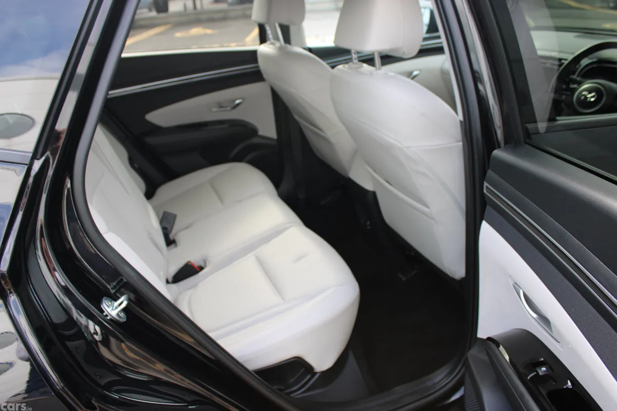 Hyundai Tucson SUV, Petrol Plug-in Hybrid, 2023, Black