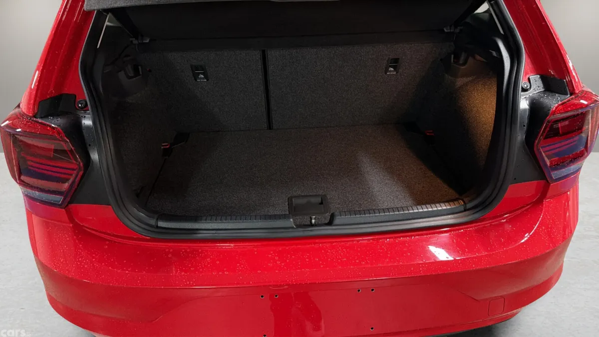 Volkswagen Polo Hatchback, Petrol, 2018, Red