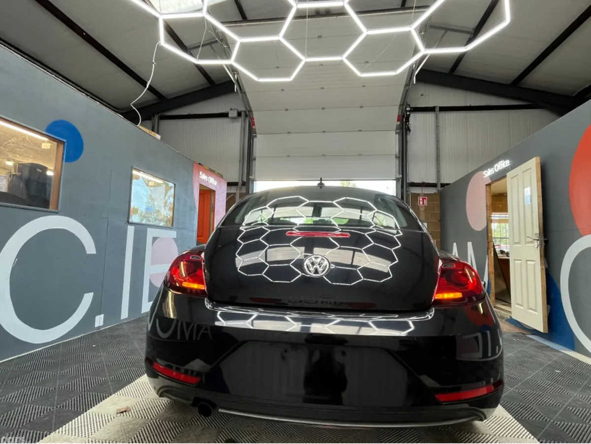 Volkswagen Beetle Hatchback, Petrol, 2017, Black