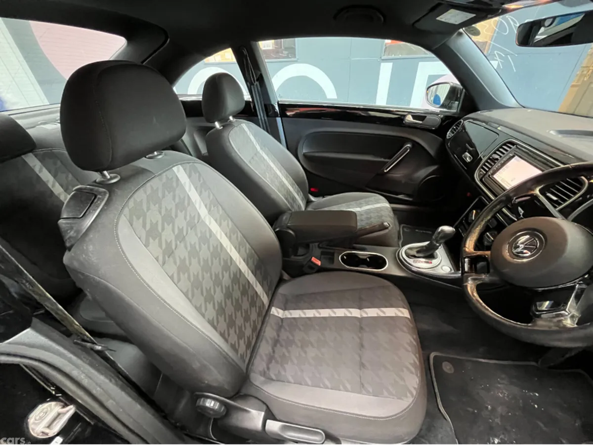 Volkswagen Beetle Hatchback, Petrol, 2017, Black