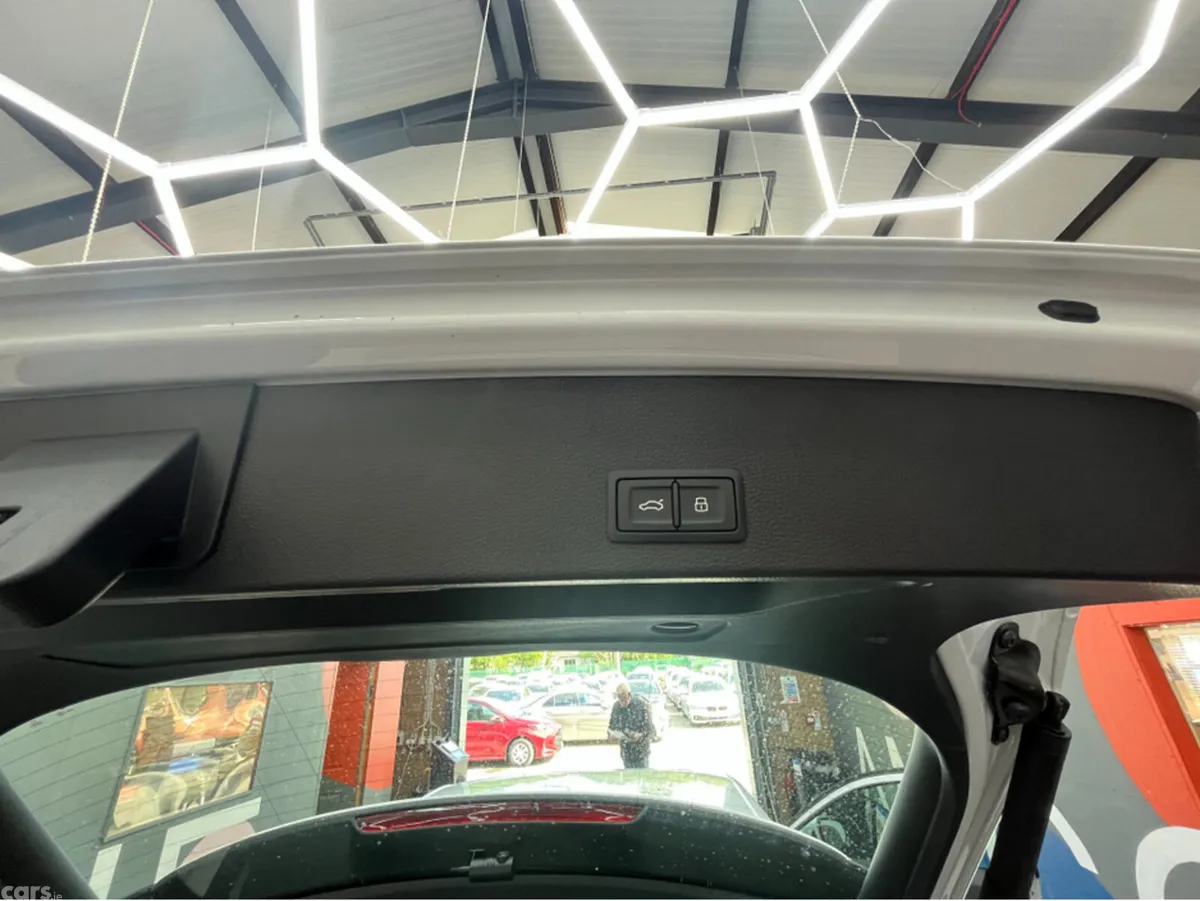Audi Q2 SUV, Petrol, 2024, White