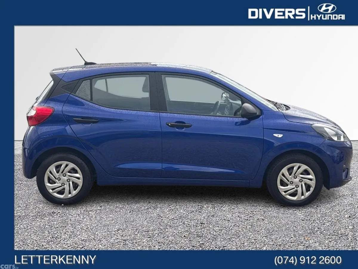 Hyundai i10 Hatchback, Petrol, 2022, Blue