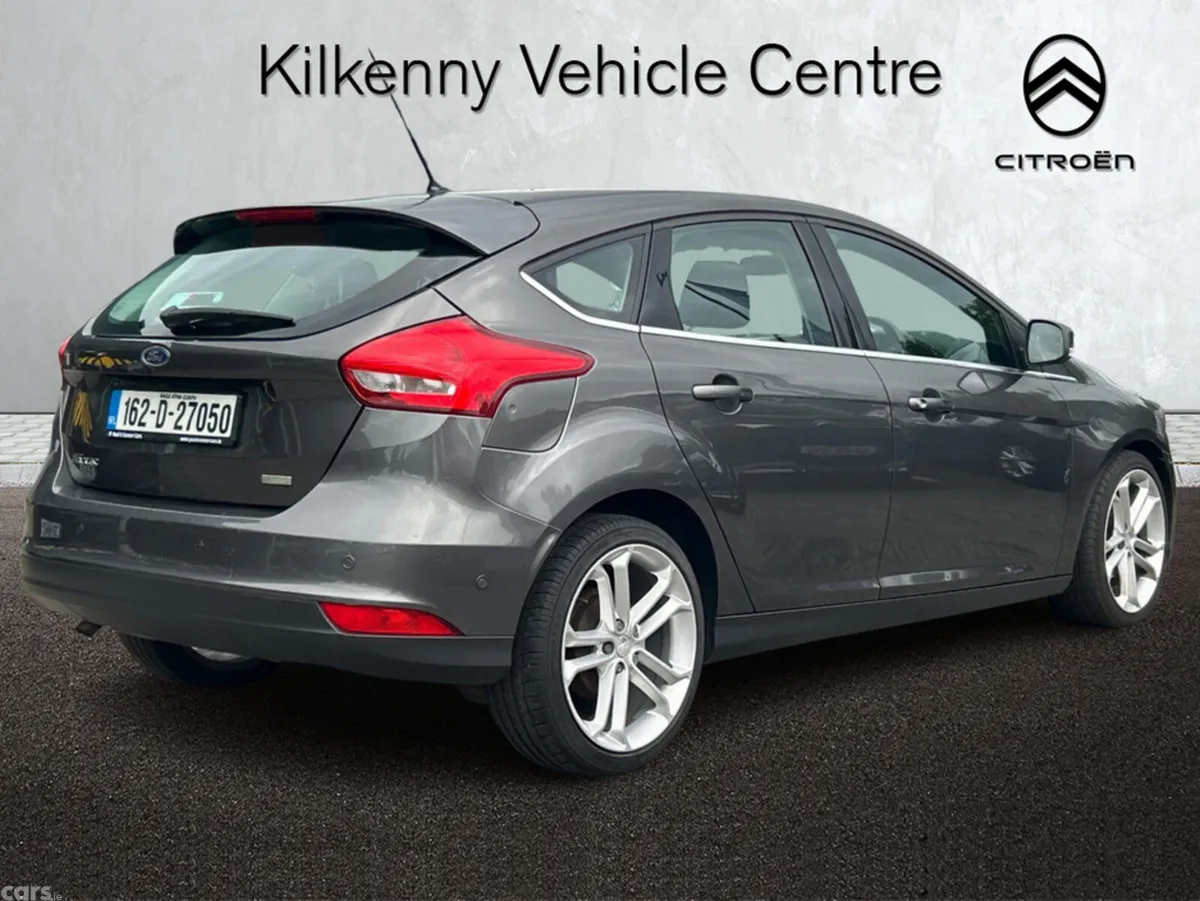 Ford Focus Hatchback, Petrol, 2016, Grey