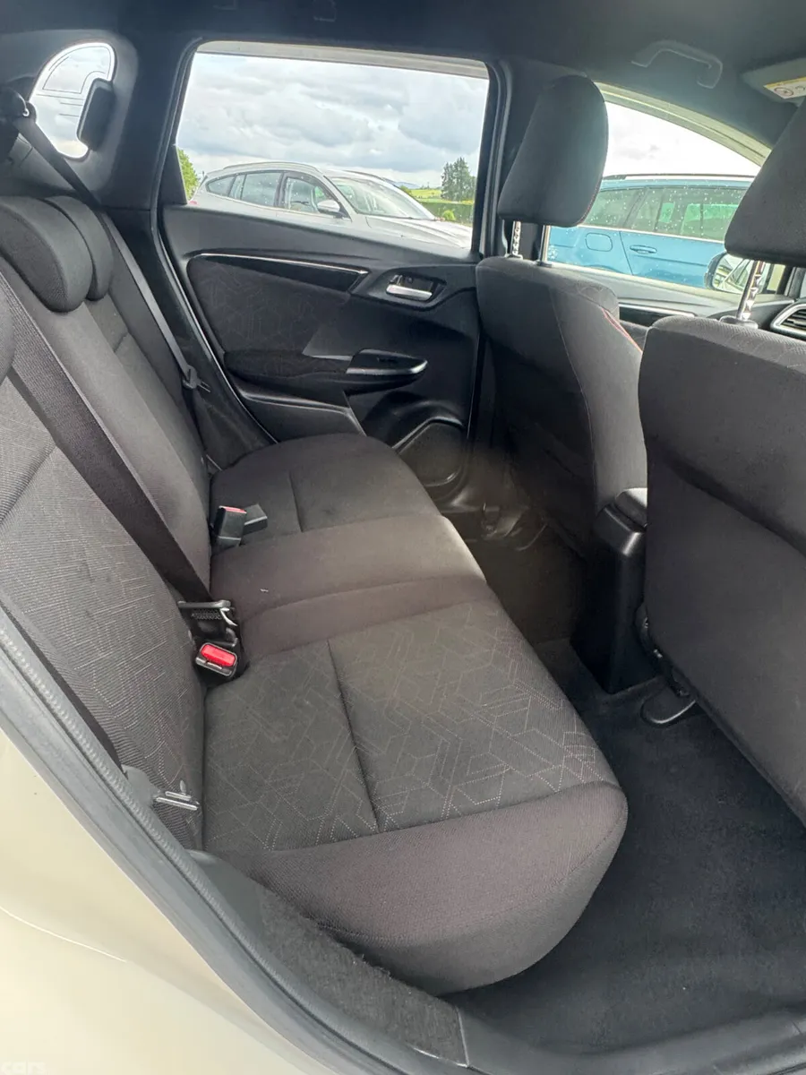 Honda Fit Hatchback, Petrol Hybrid, 2016, White