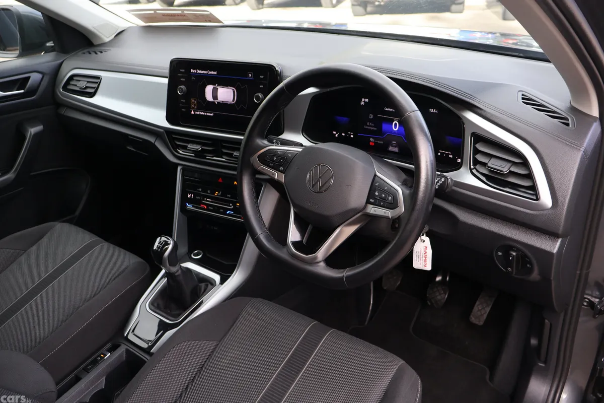 Volkswagen T-Roc SUV, Petrol, 2023, Grey