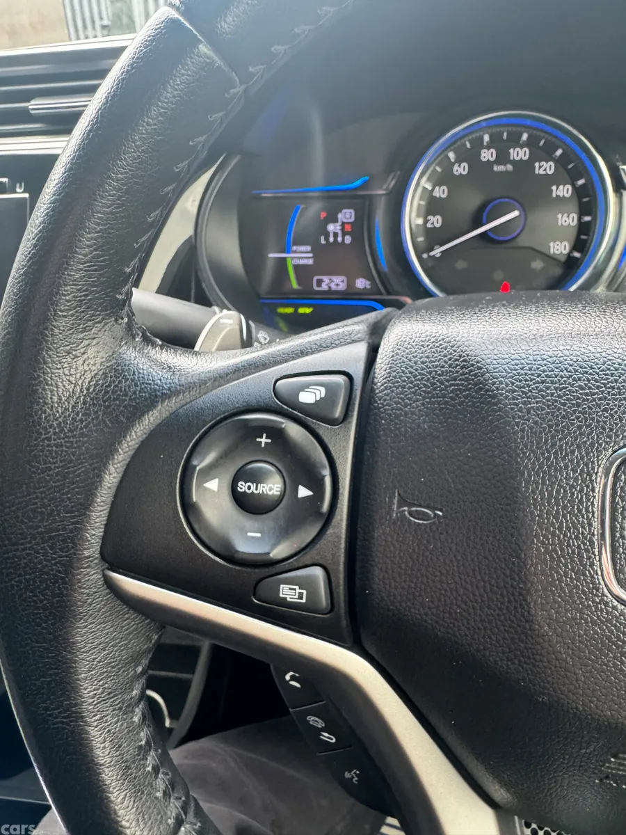 Honda Grace Saloon, Petrol Hybrid, 2014, Silver