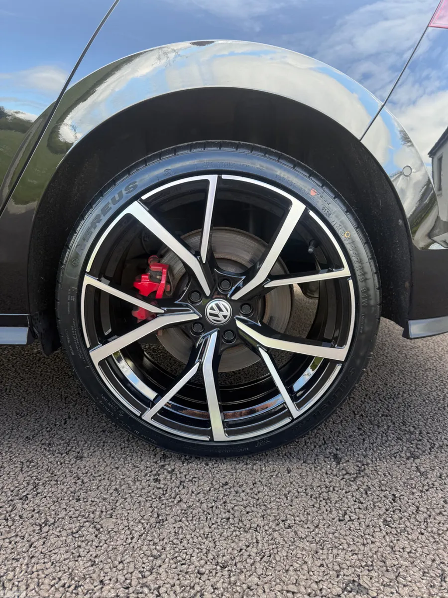 Volkswagen Golf Hatchback, Petrol Hybrid, 2023, Black