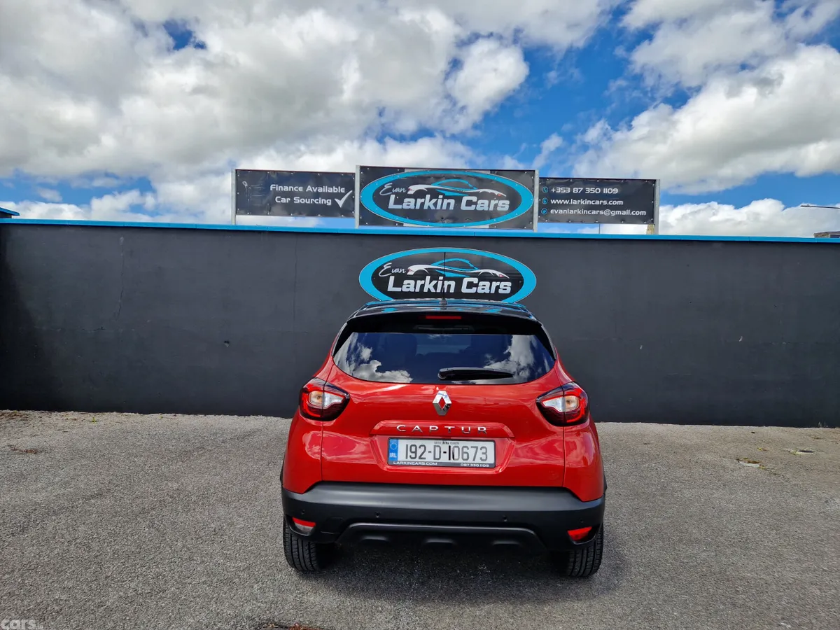 Renault Captur Hatchback, Diesel, 2019, Red