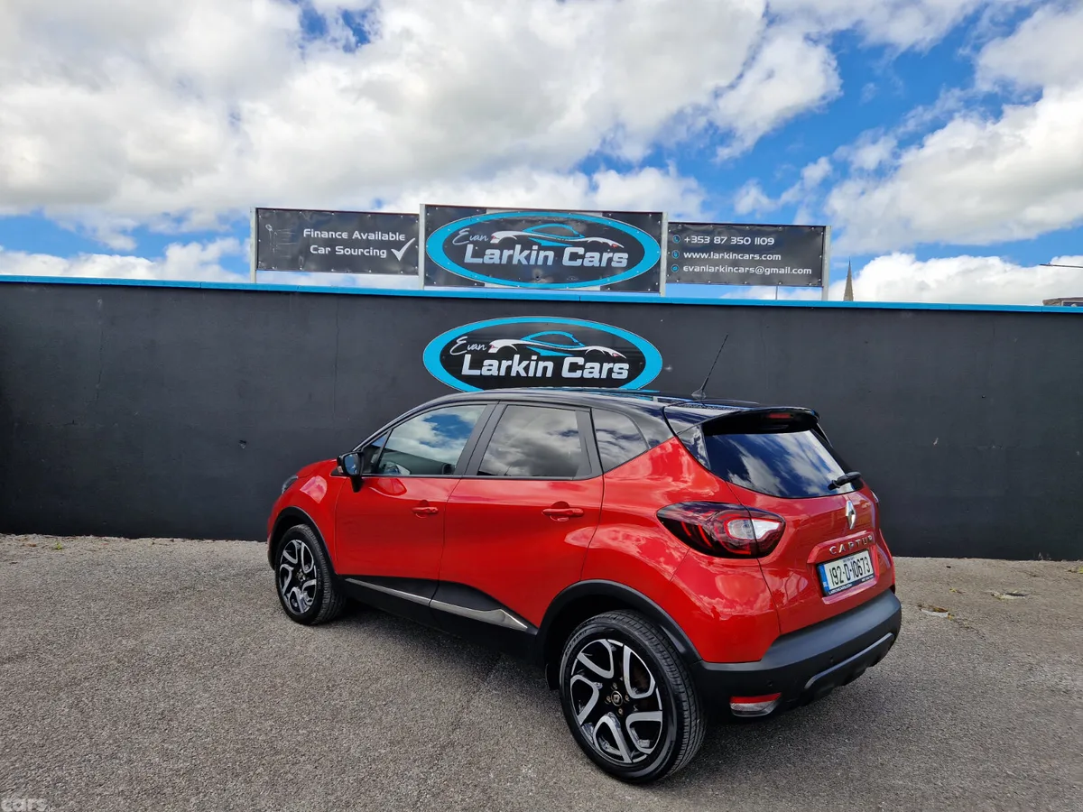 Renault Captur Hatchback, Diesel, 2019, Red